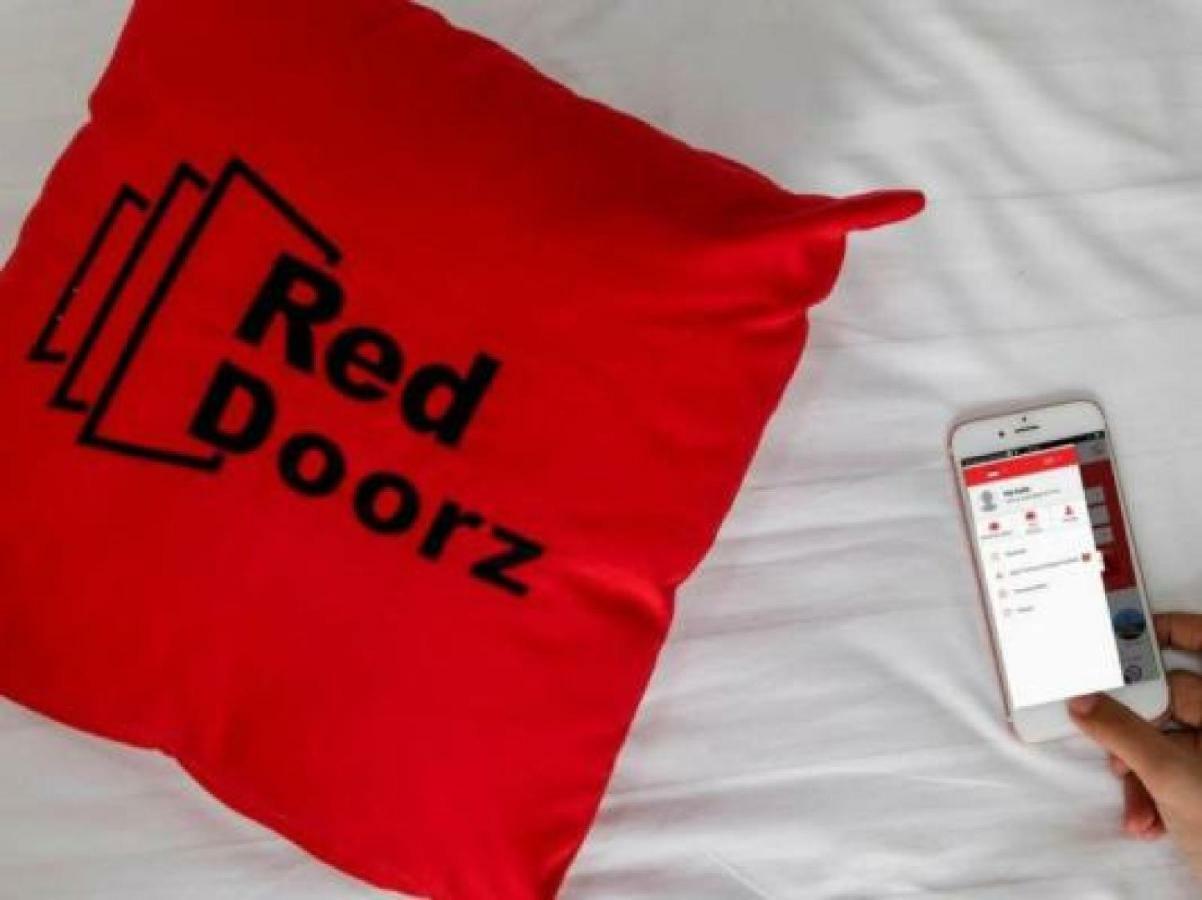 Reddoorz Near Solo Balapan Station Hotel Ngoại thất bức ảnh